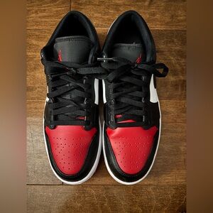 Men's Air Jordan 1 low Black and Red Sneakers